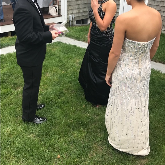 Prom Dress - Picture 2 of 6